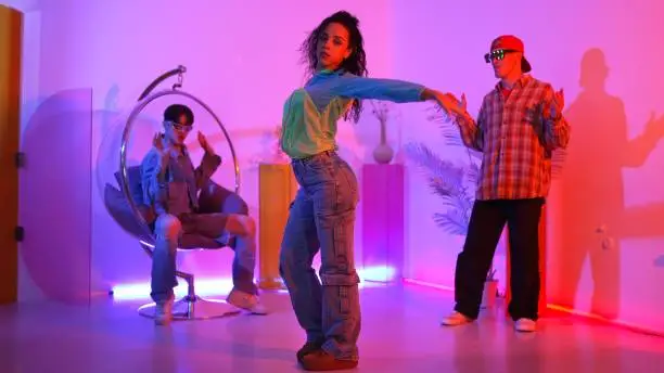 Trending Dance Clips